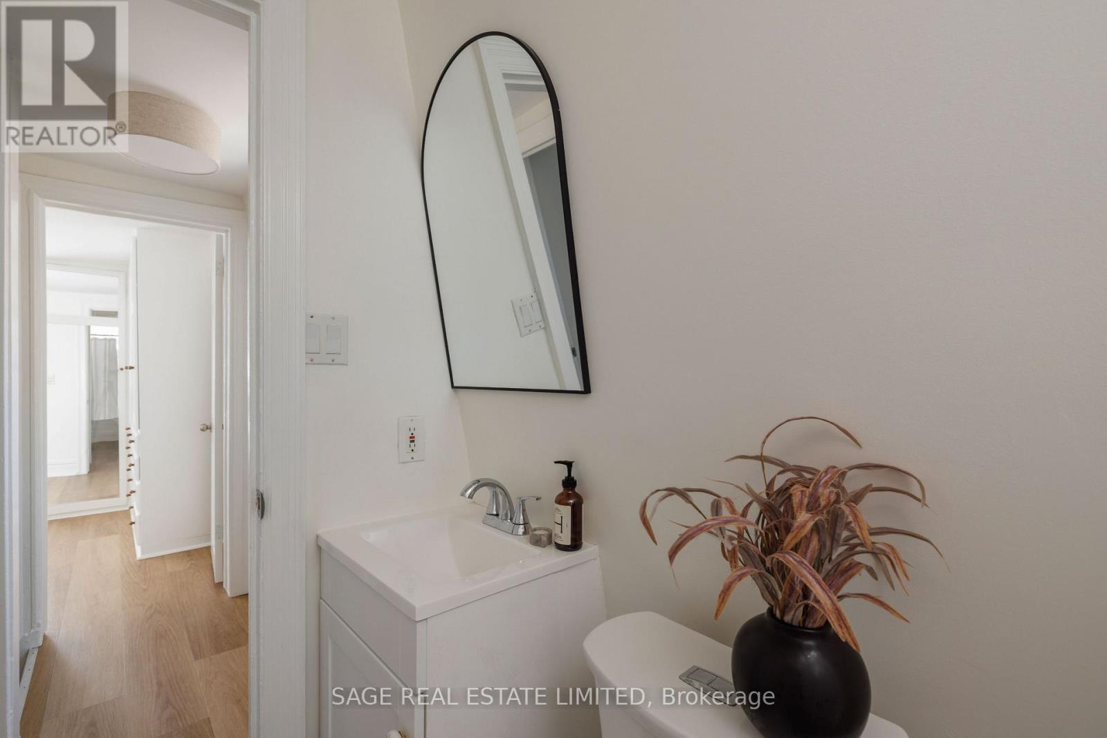 250 SPRINGDALE BOULEVARD - Image 38