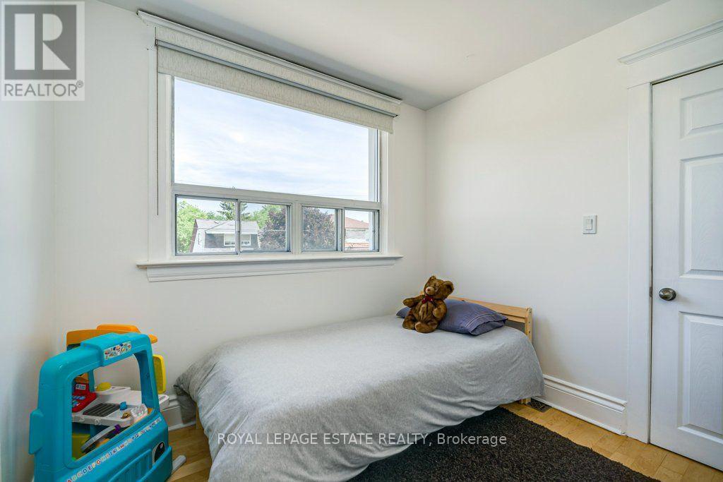 82 AUGUST AVENUE - 19