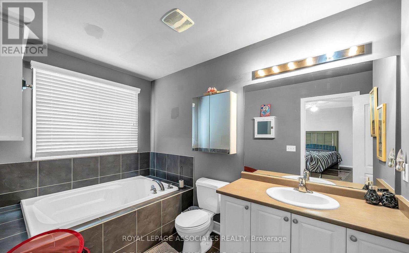 164 DEWELL CRESCENT - 16