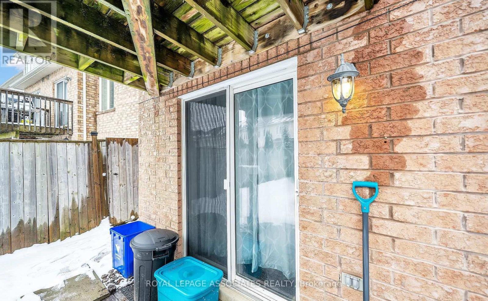 164 DEWELL CRESCENT - 30