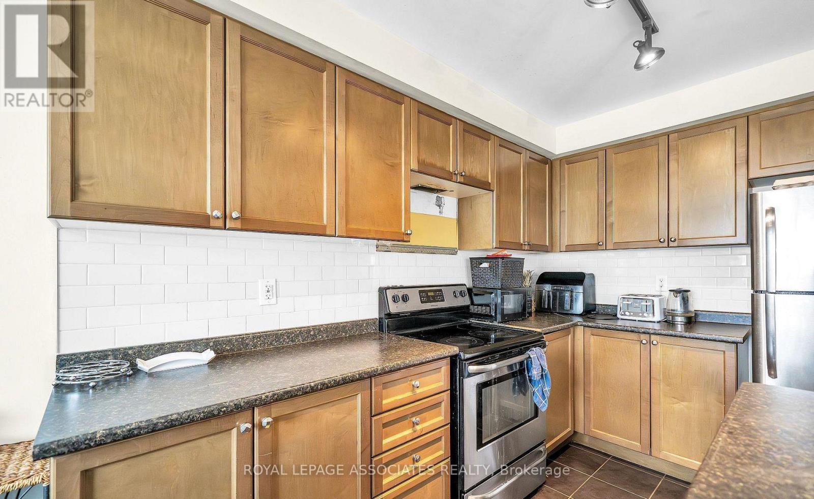 164 DEWELL CRESCENT - 6