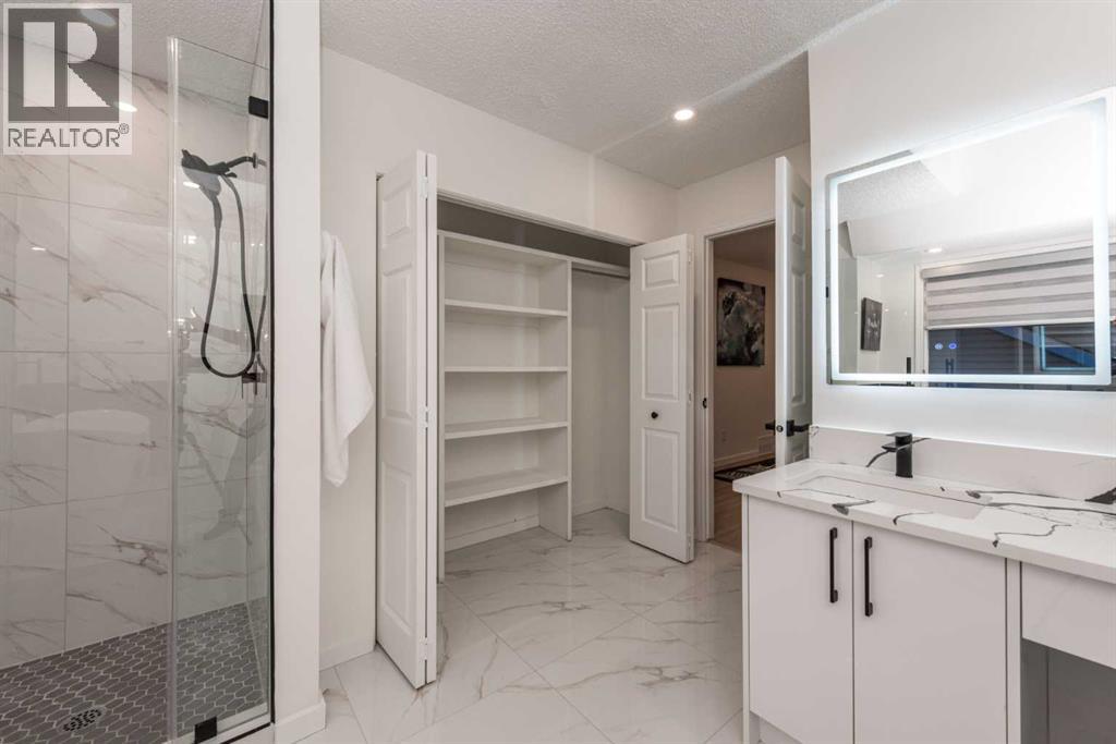 8266 Edgebrook Drive - 24