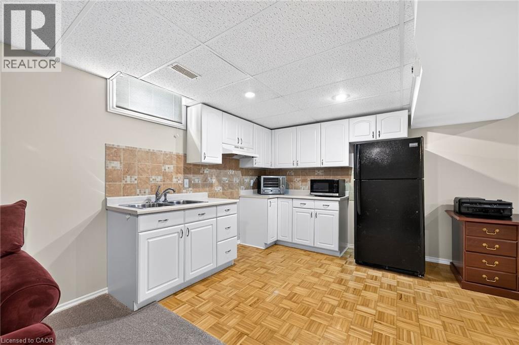 51 CABRIOLET Crescent - Image 32