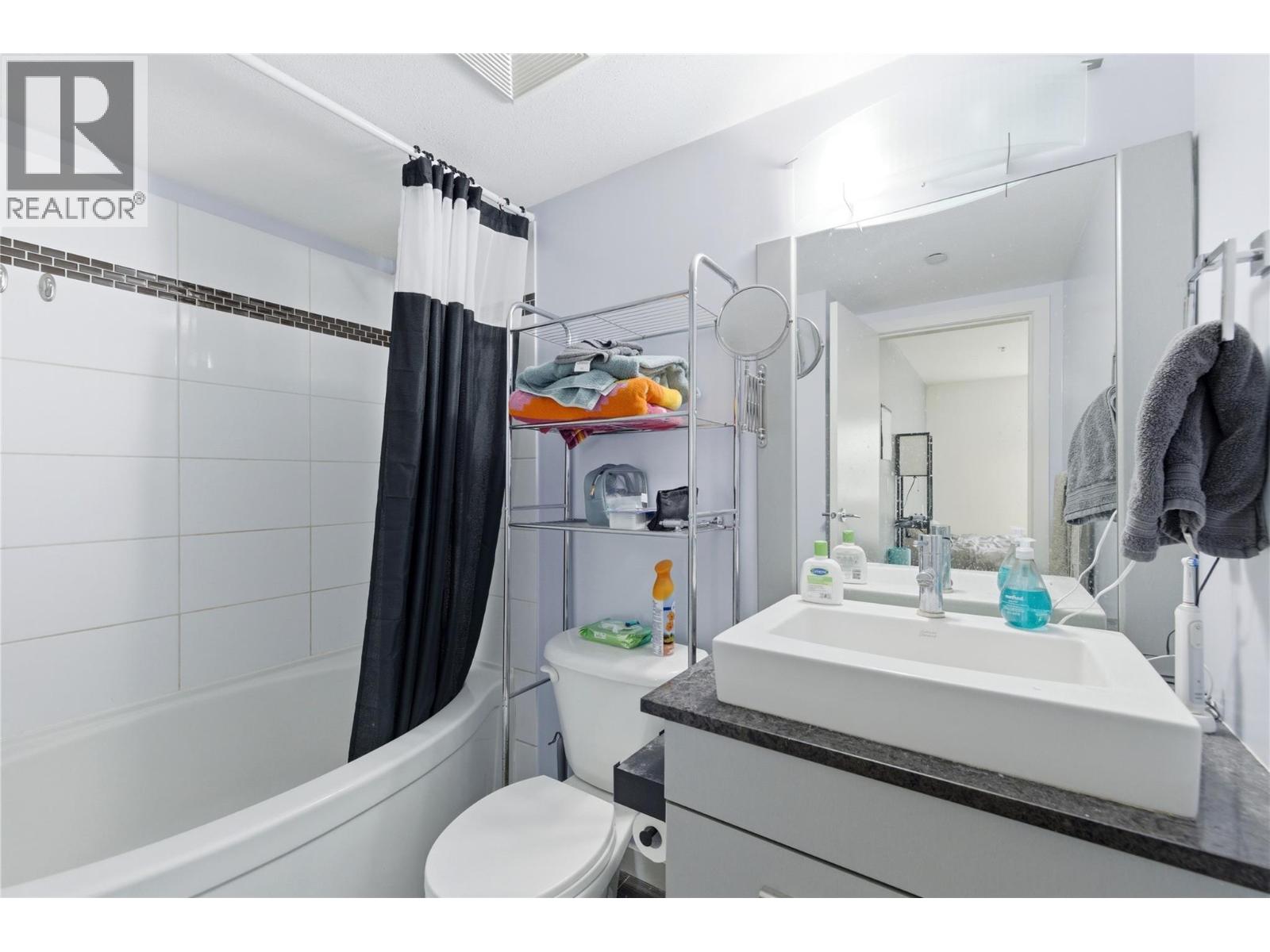 #214 547 Yates Road - 20
