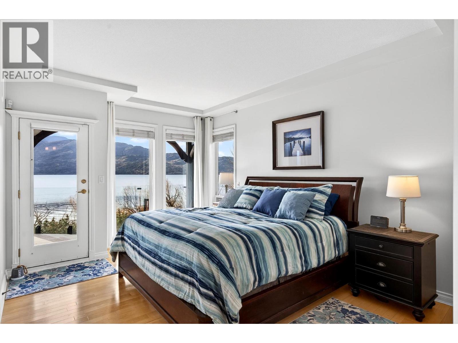 5312 Fulton Place, Peachland