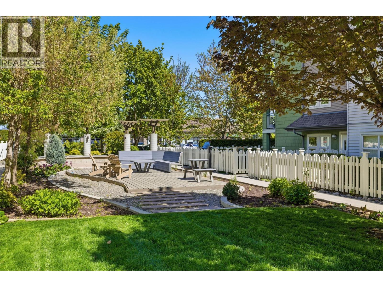#214 547 Yates Road - 40