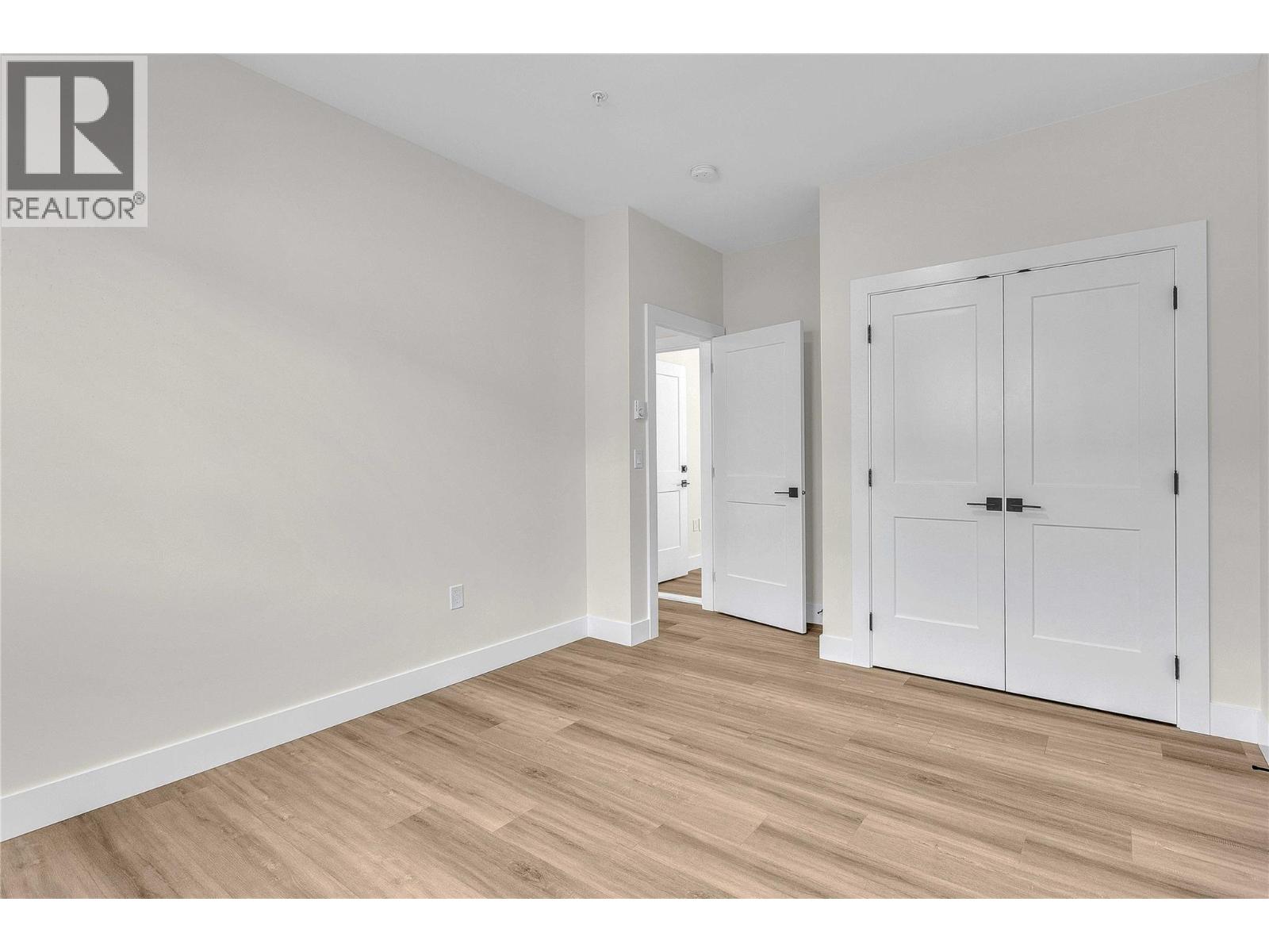 #25 19950 McCarthy Road - 33