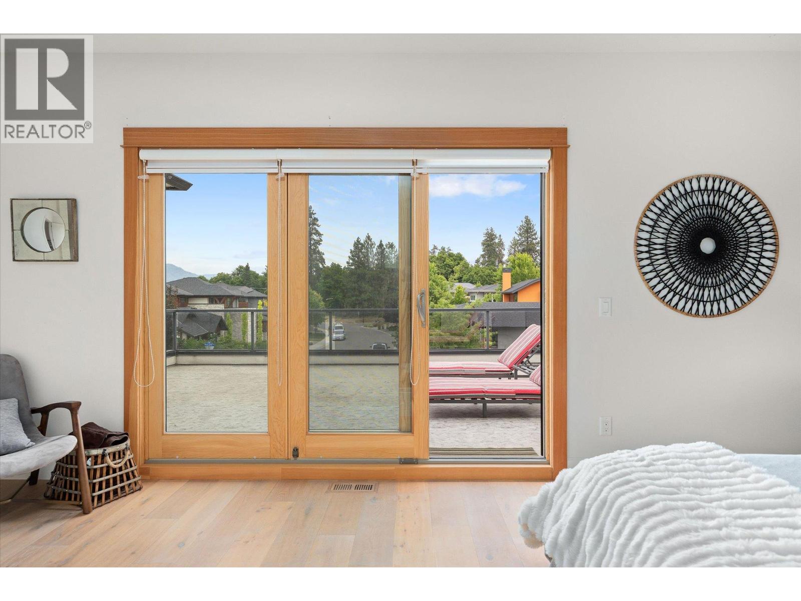 519 Metcalfe Avenue - 40