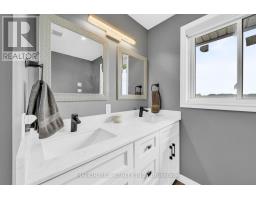 6111 10th Line, Essa, ON L0L2N0 Photo 33