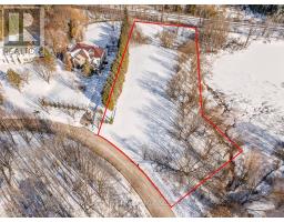 29 Country Heights Drive, Richmond Hill, ON L4E3M8 Photo 8