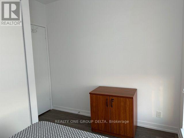 #4002 898 PORTAGE PARKWAY - 32