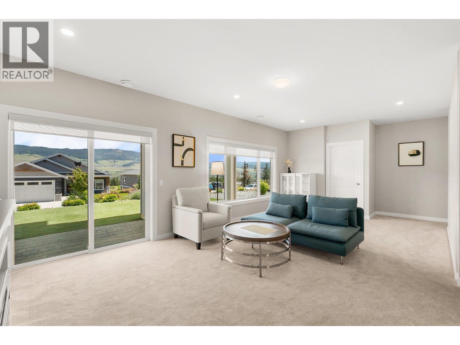 671 Yorkville Street - 3