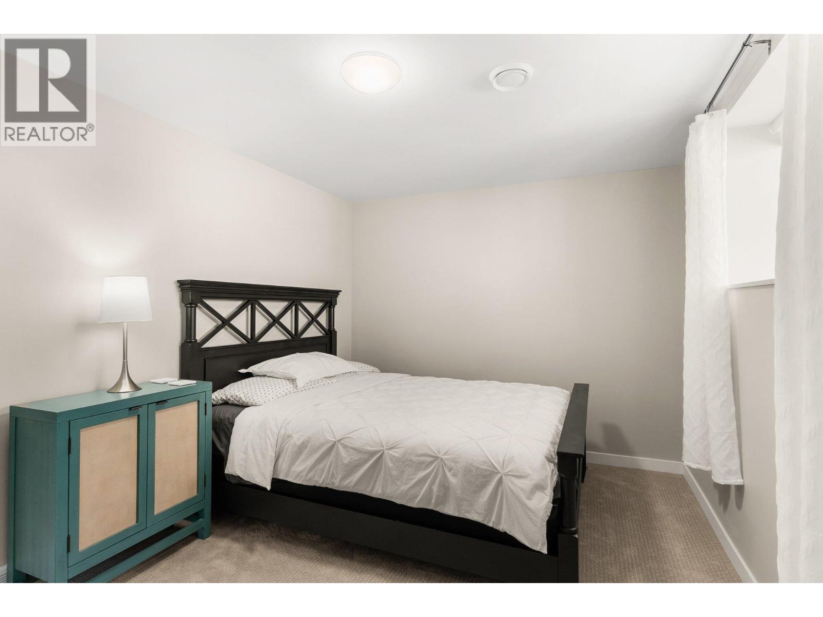 671 Yorkville Street - 12