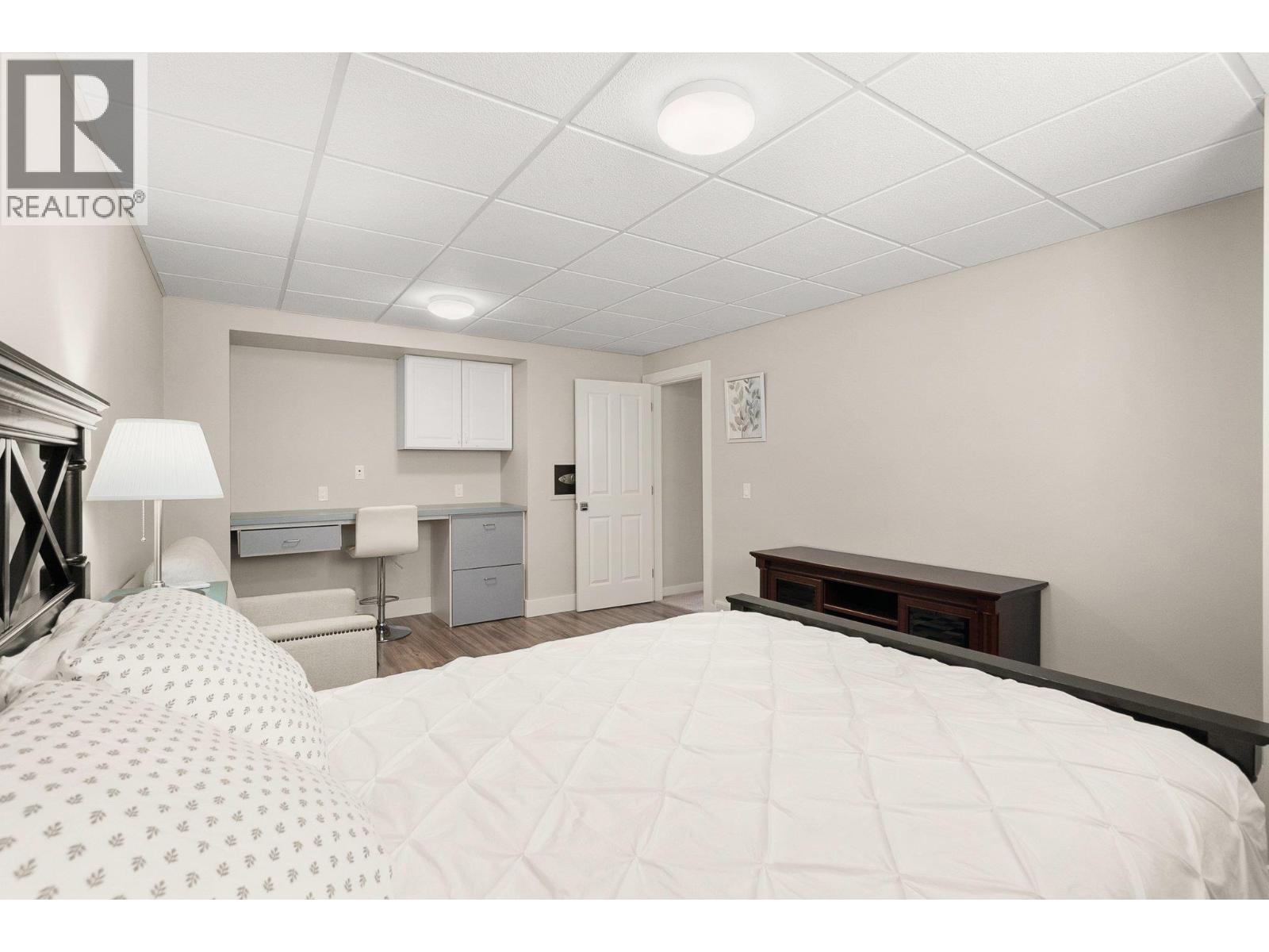 671 Yorkville Street - 10