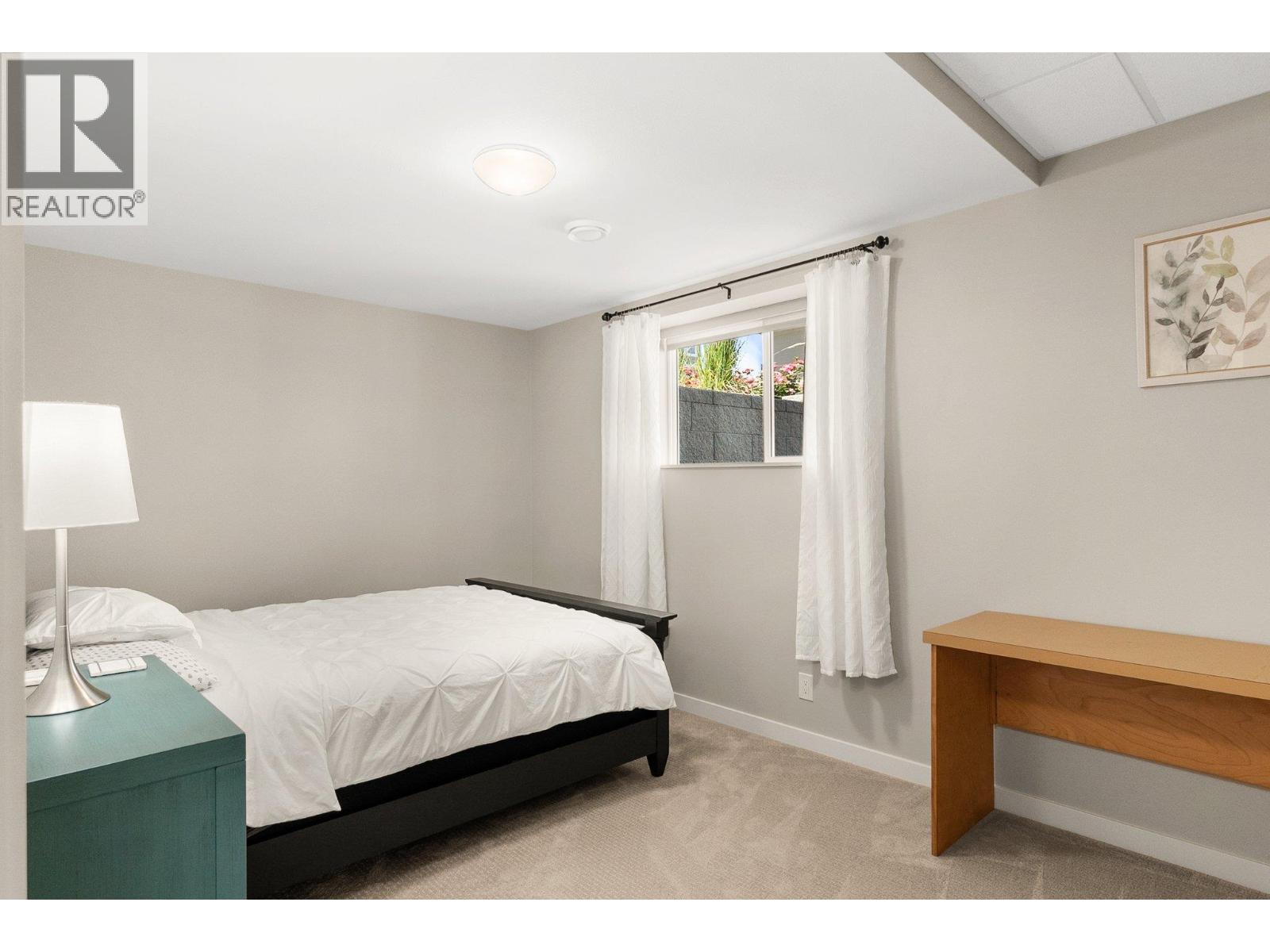671 Yorkville Street - 11