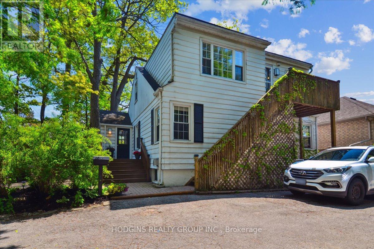 65 MINEOLA ROAD E - 39