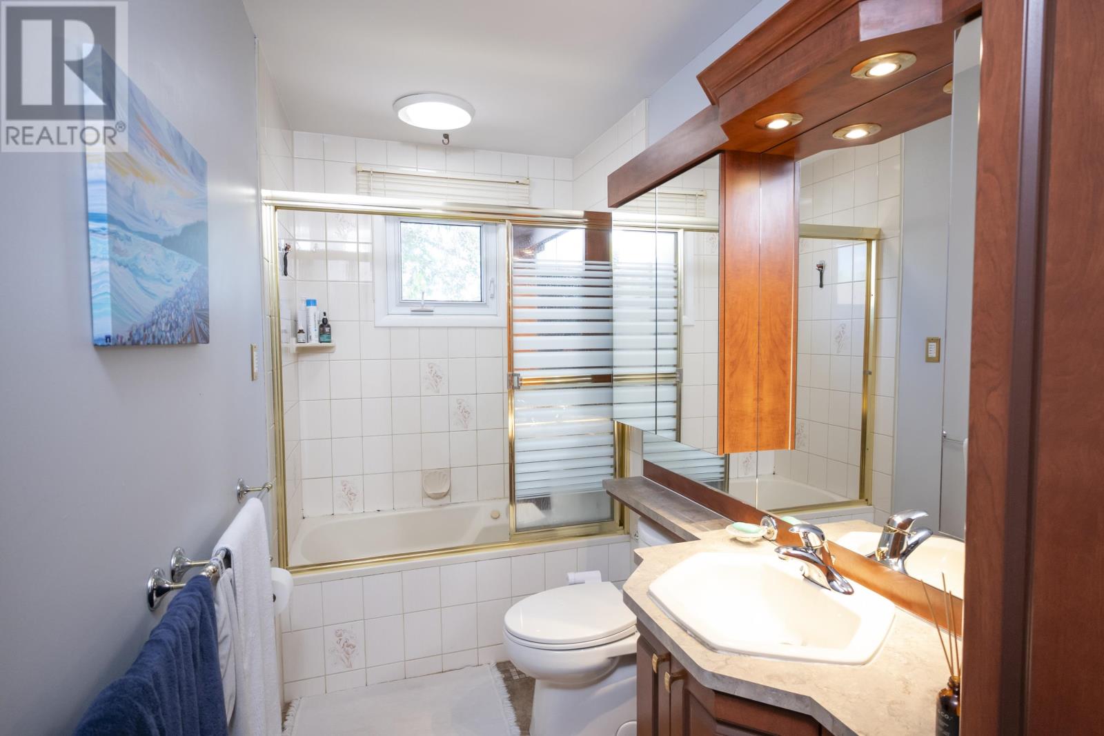105 Spruce CT - 21