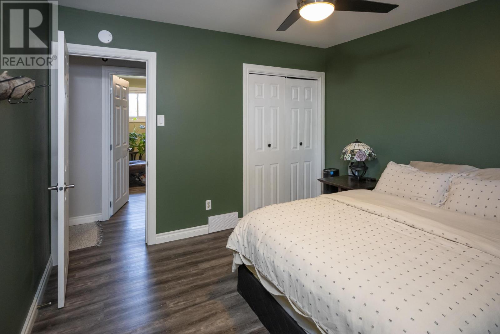105 Spruce CT - 12