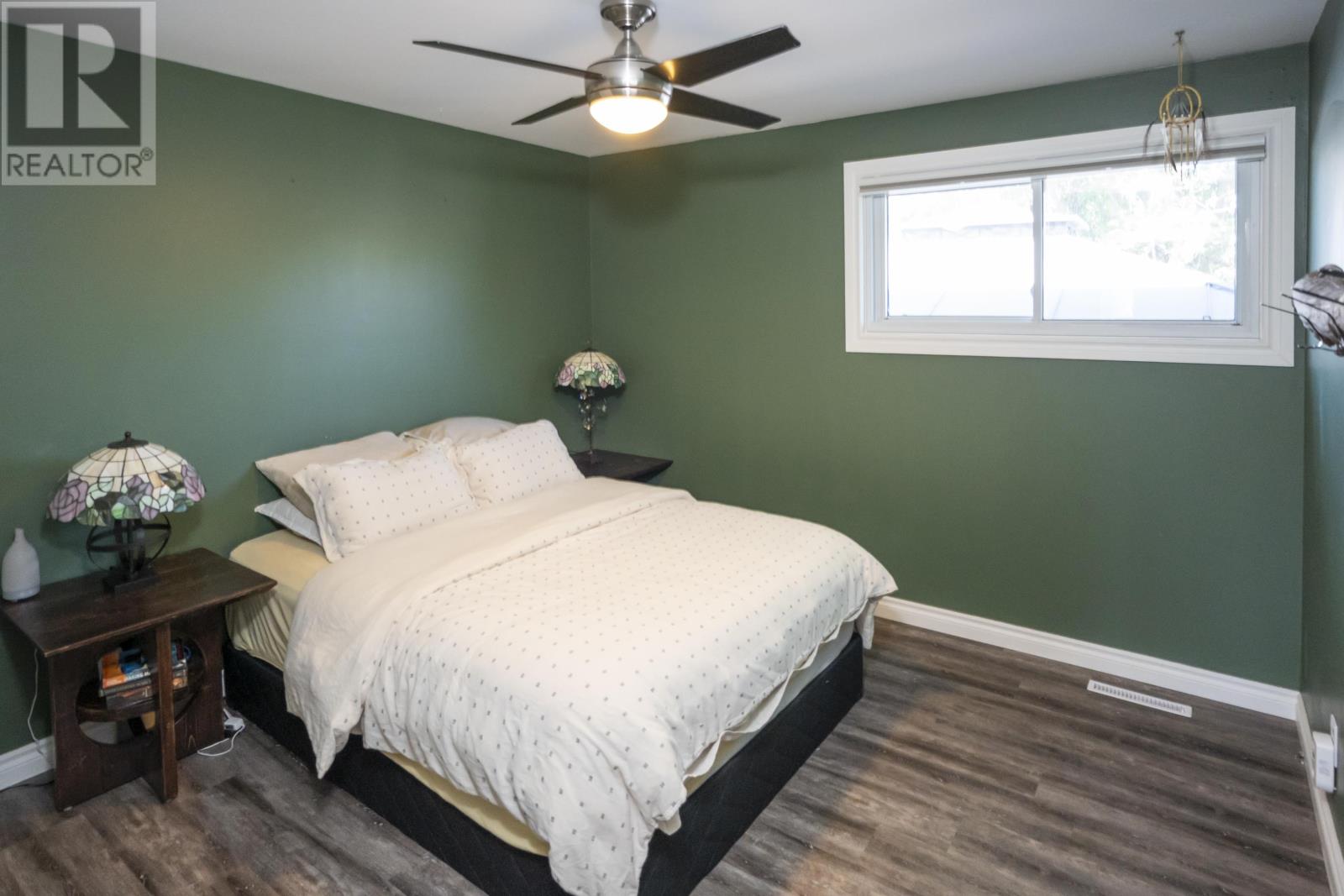 105 Spruce CT - 13