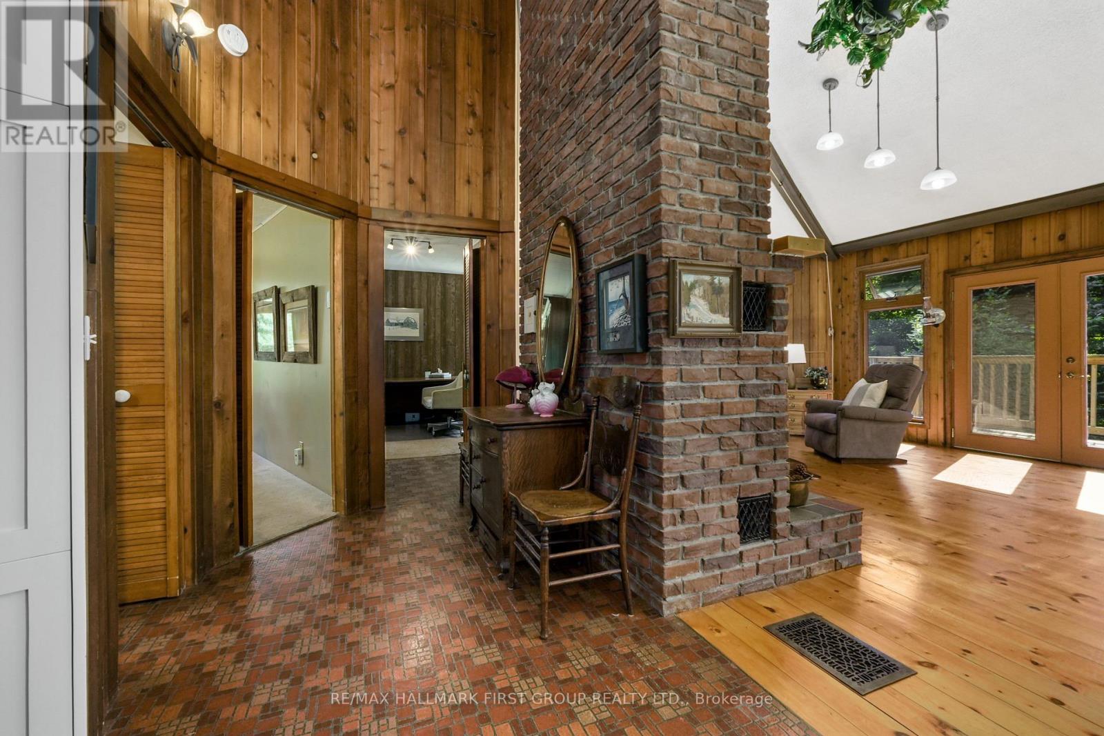 940 CARMAN ROAD - Image 19