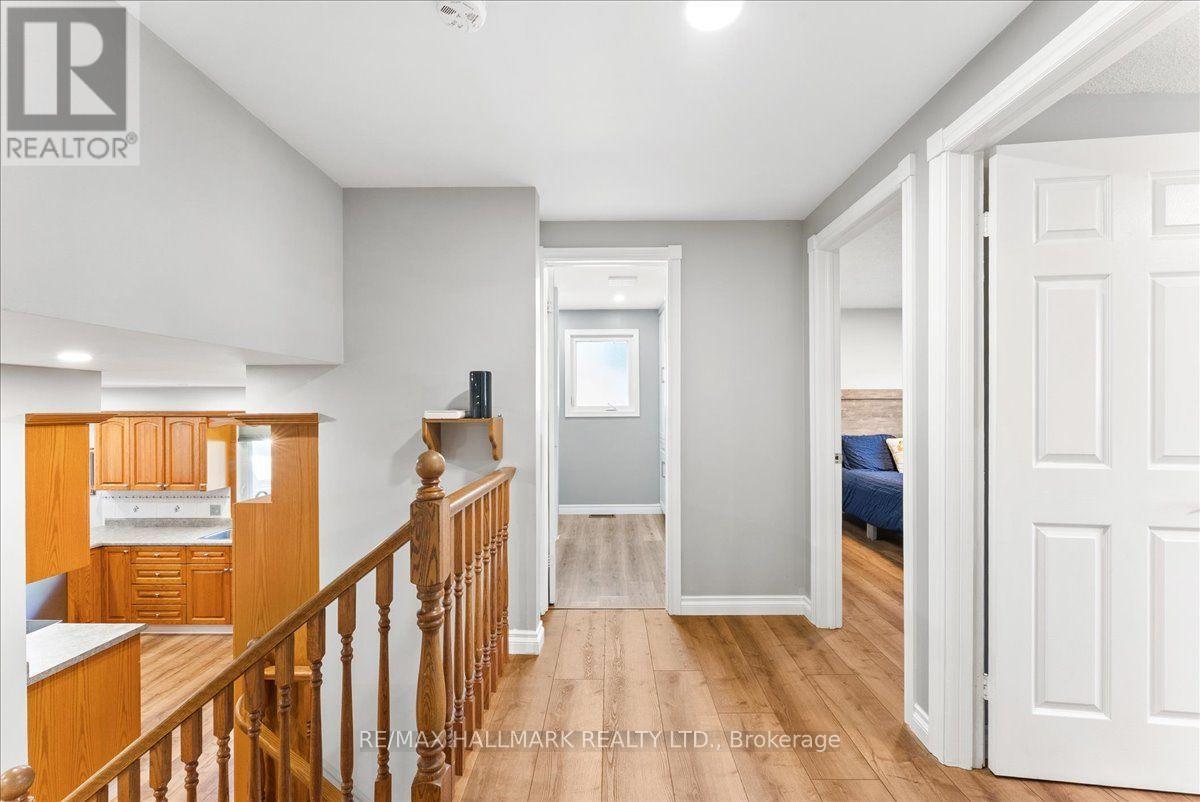 545 ST GEORGE STREET E - 18