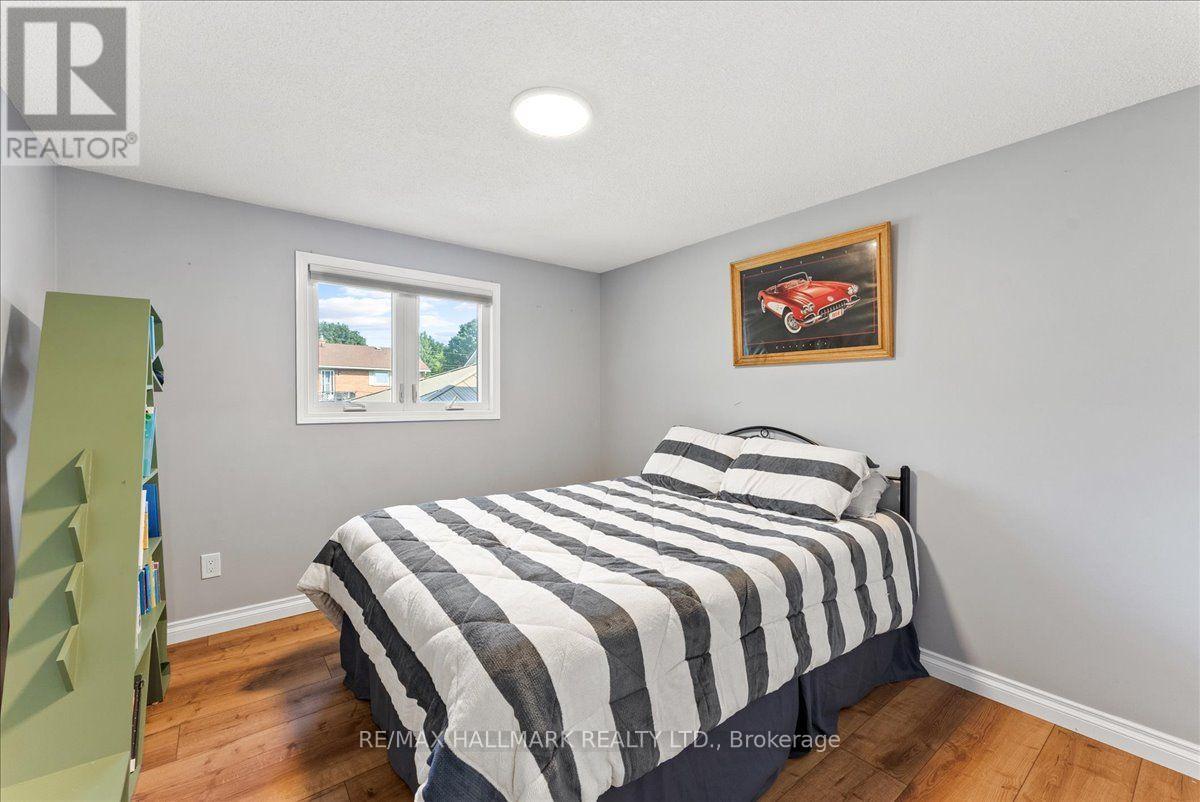 545 ST GEORGE STREET E - 21