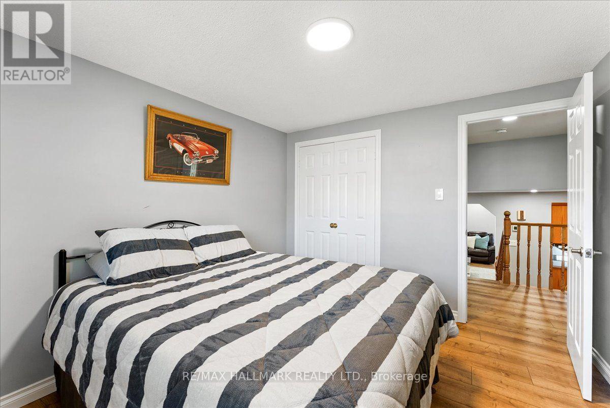 545 ST GEORGE STREET E - 22
