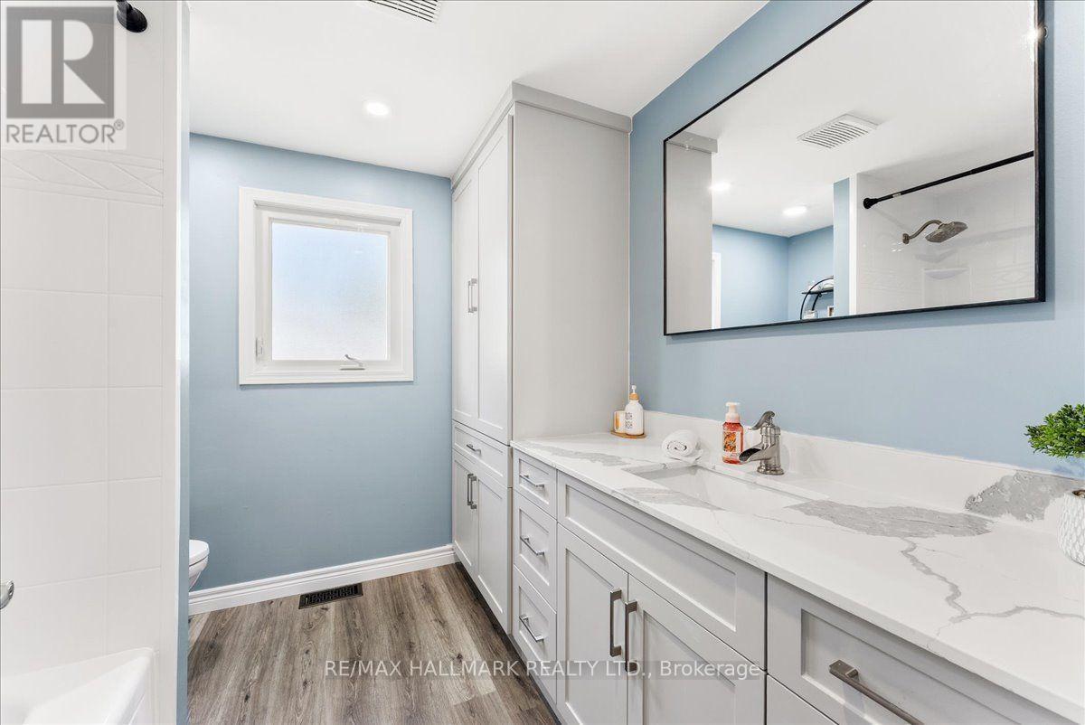 545 ST GEORGE STREET E - 25