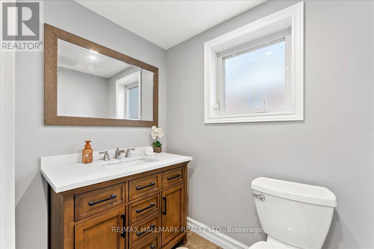 545 ST GEORGE STREET E - 33