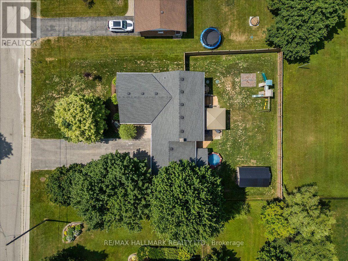 545 ST GEORGE STREET E - 48