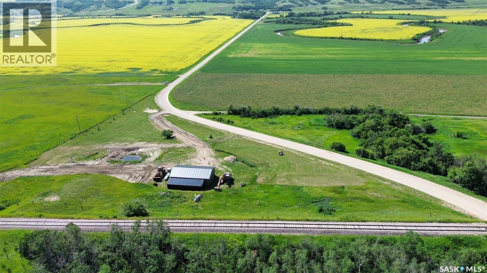Lumsden Valley 2.5 Acres with Shop - 2
