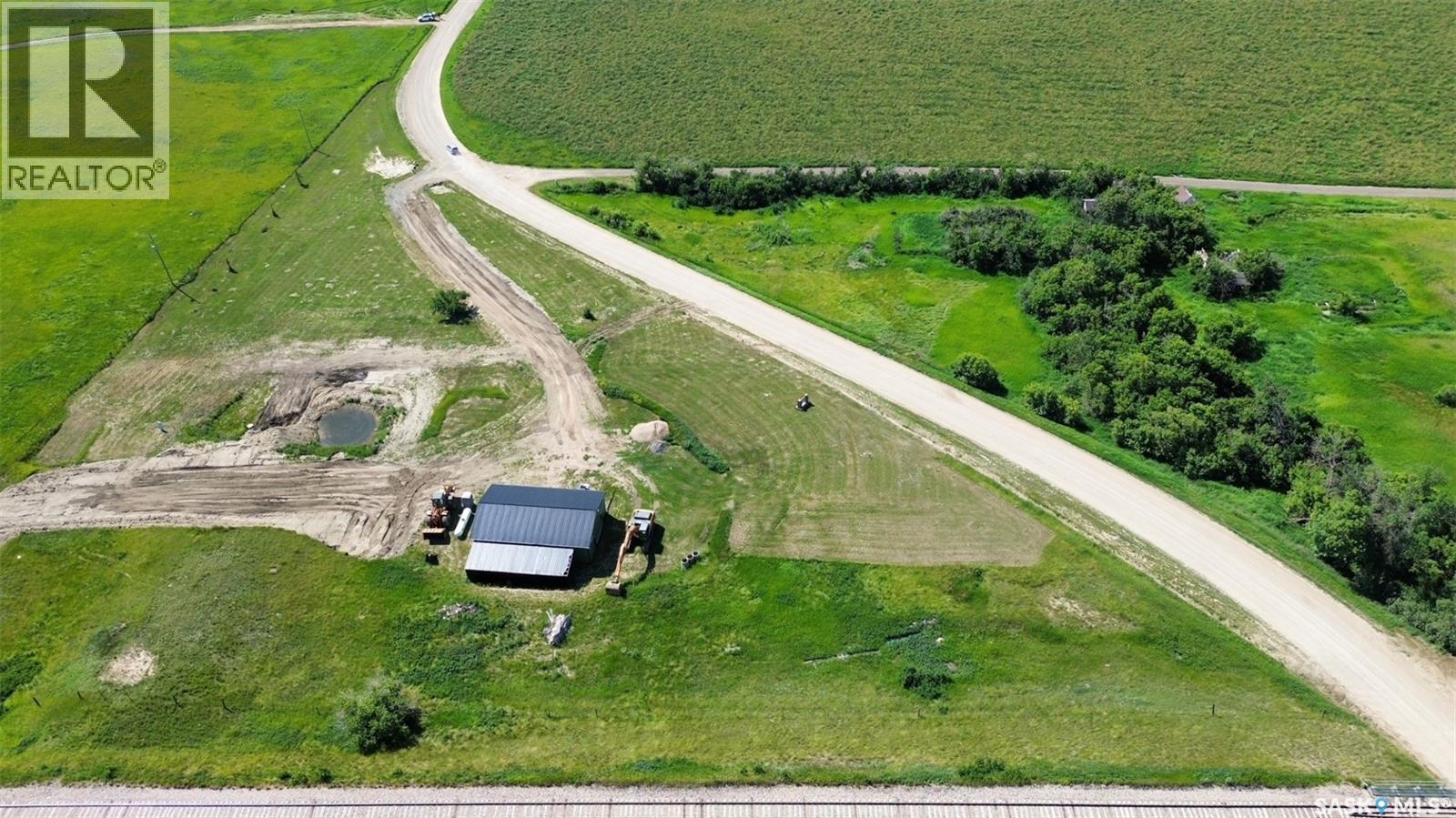 Lumsden Valley 2.5 Acres with Shop - 24