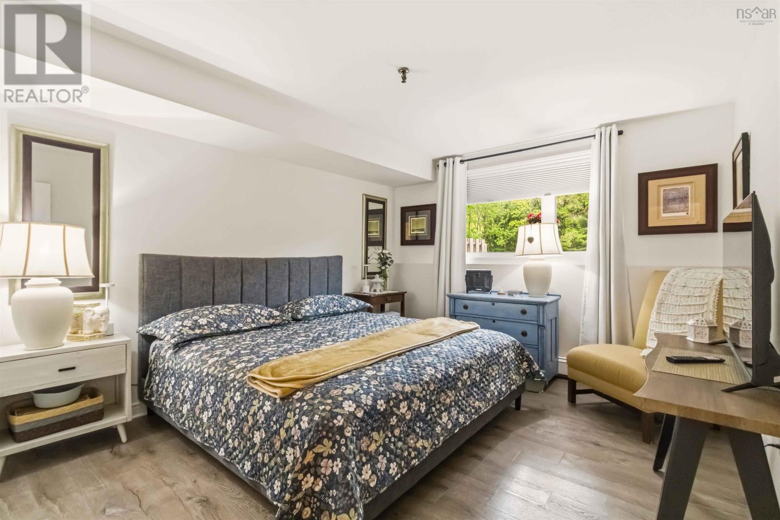 #4 41 Moirs Mill Road - 20