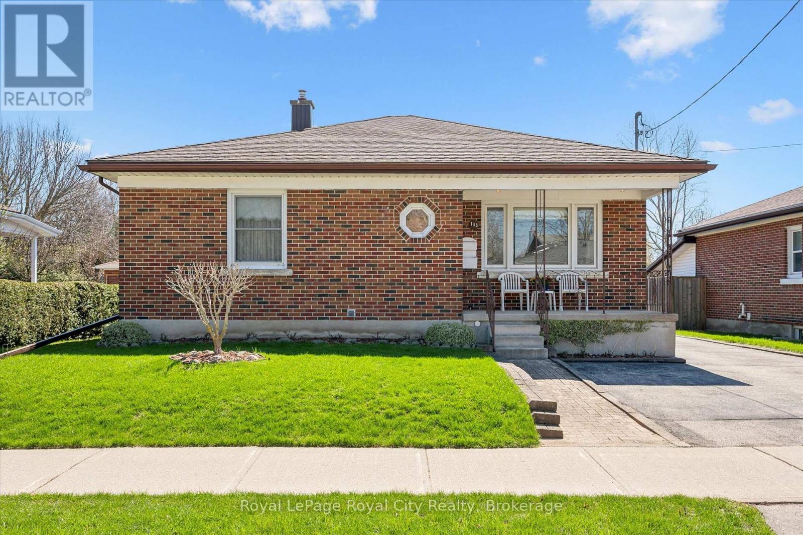 133 EMMA STREET - 1