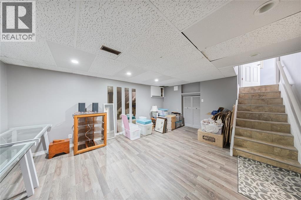 1126 Cathcart BOULEVARD - 13