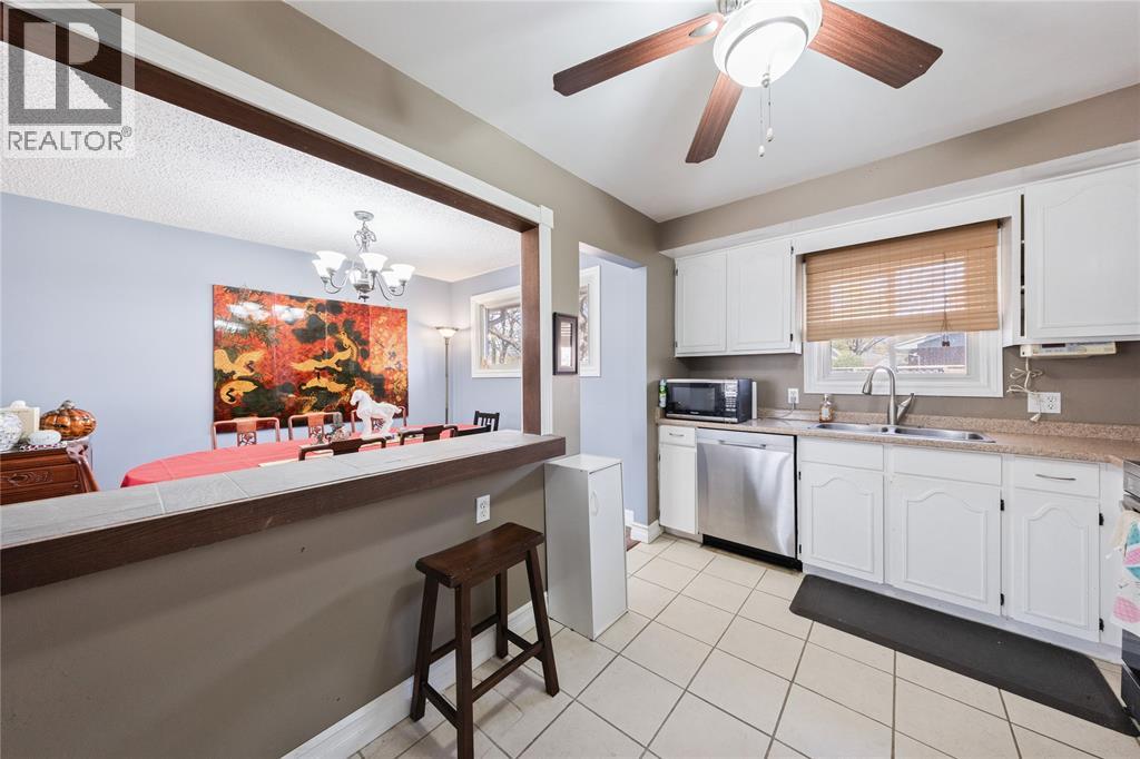1126 Cathcart BOULEVARD - 22