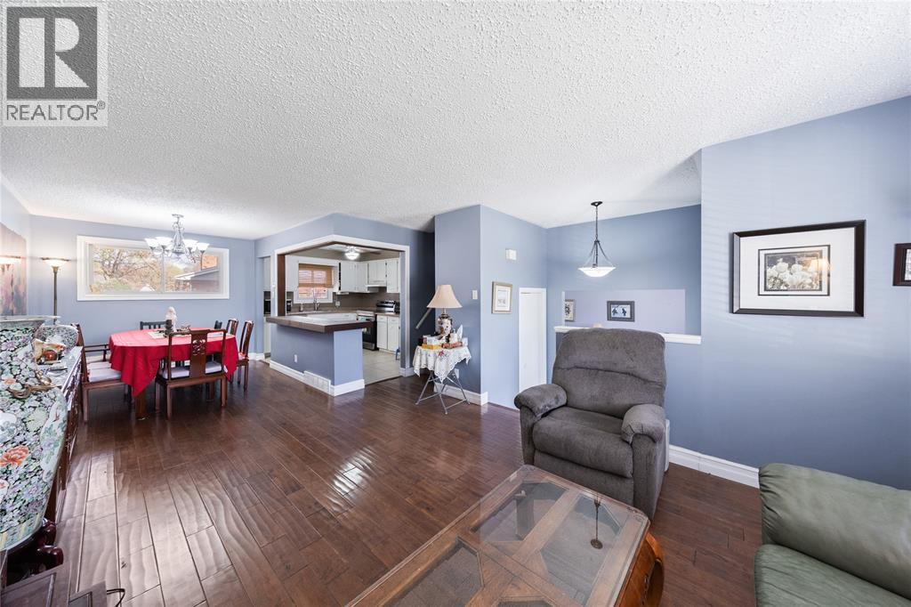 1126 Cathcart BOULEVARD - 17