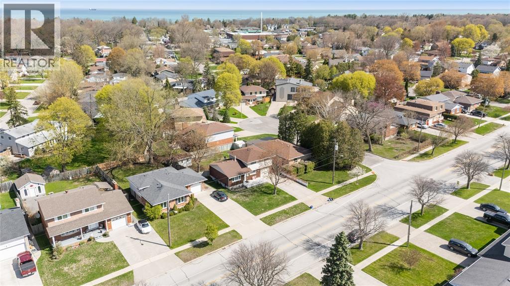 1126 Cathcart BOULEVARD - 30