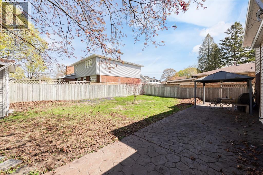 1126 Cathcart BOULEVARD - 6