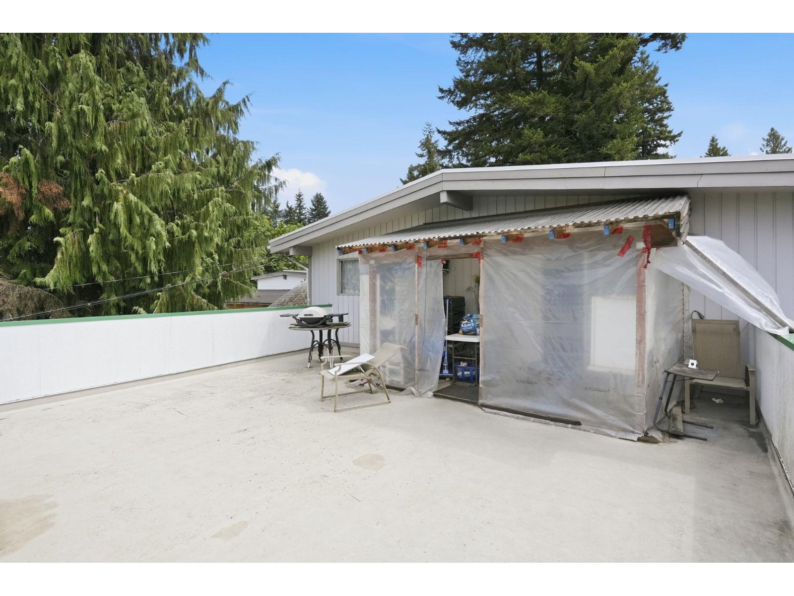 6 Bed, 4 Bath House for Sale in Abbotsford – 34017 MARSHALL ROAD, Abbotsford – MLS# R3147159 - Image 35