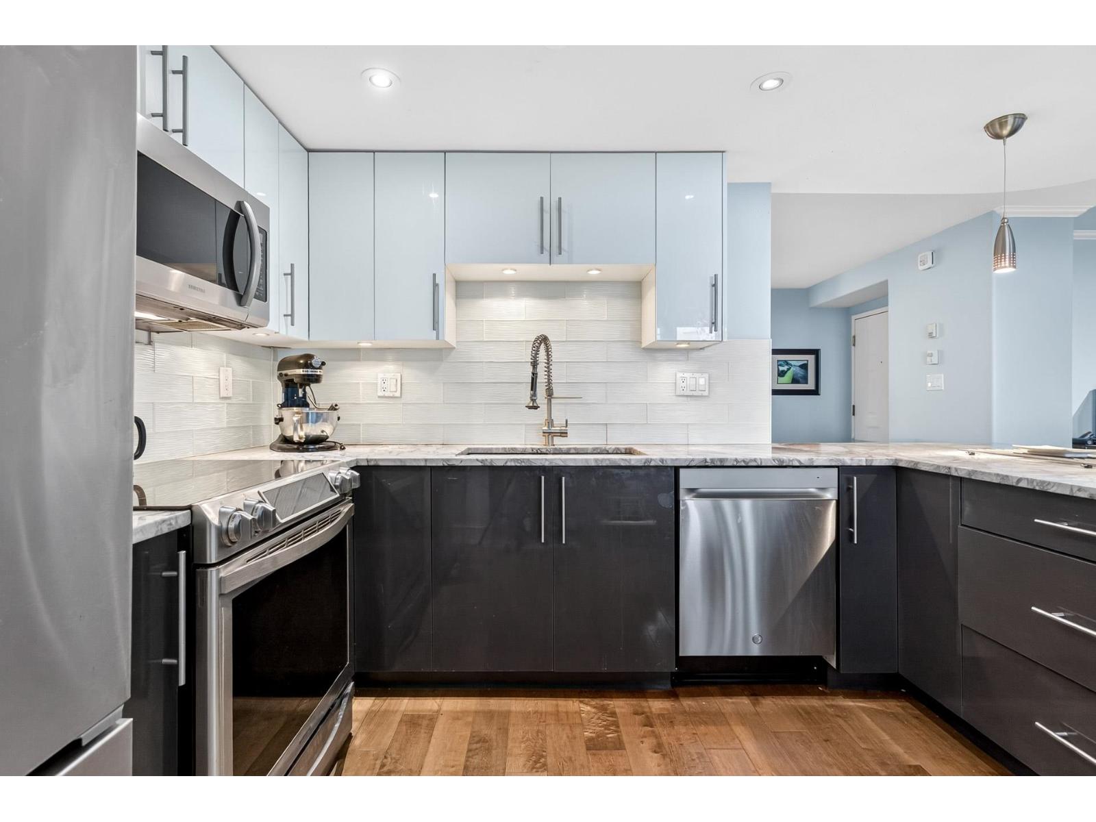 2 Bed, 2 Bath House for Sale in Surrey – 1904 13880 101 AVENUE, Surrey – MLS# R3148021 - Image 6