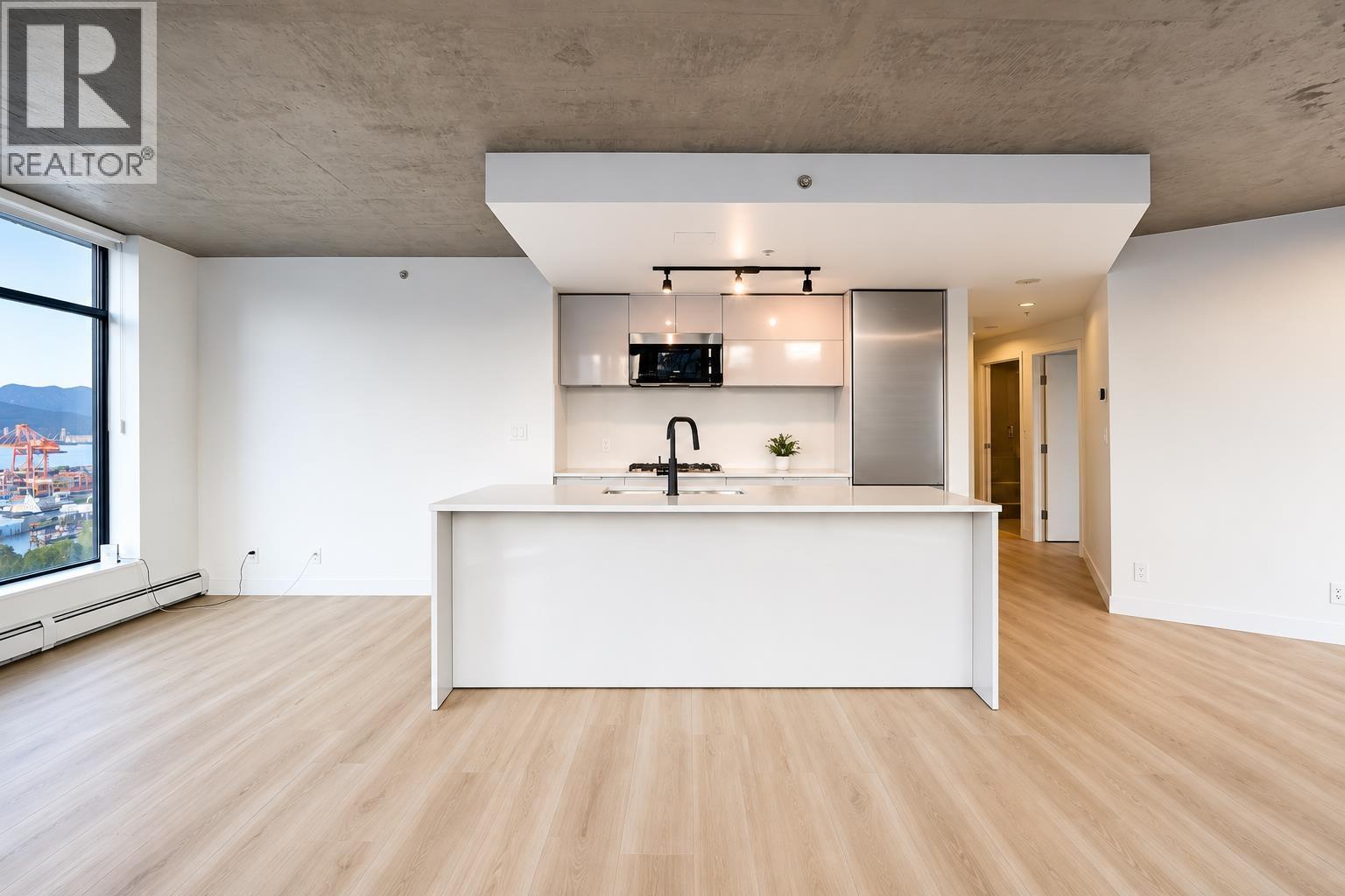 2 Bed, 2 Bath House for Sale in Vancouver – 2610 128 W CORDOVA STREET, Vancouver – MLS# R3147803 - Image 32