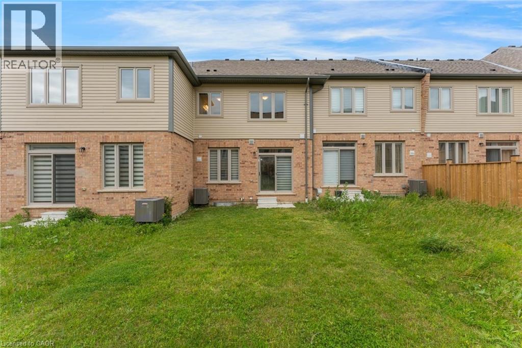 8 ROYWOOD Street - 43