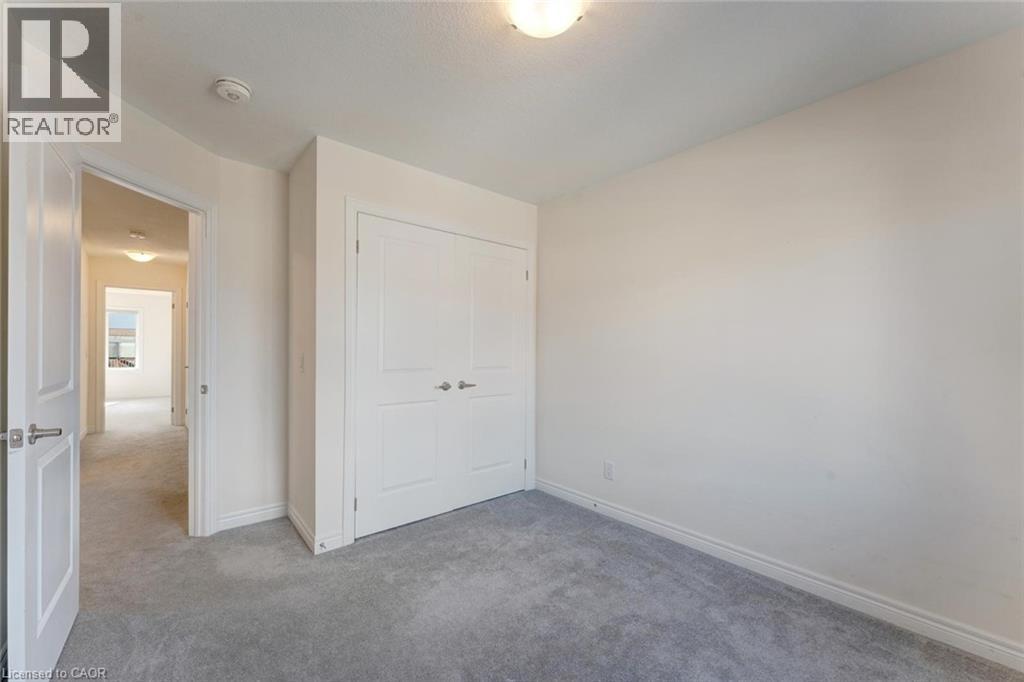 8 ROYWOOD Street - 24
