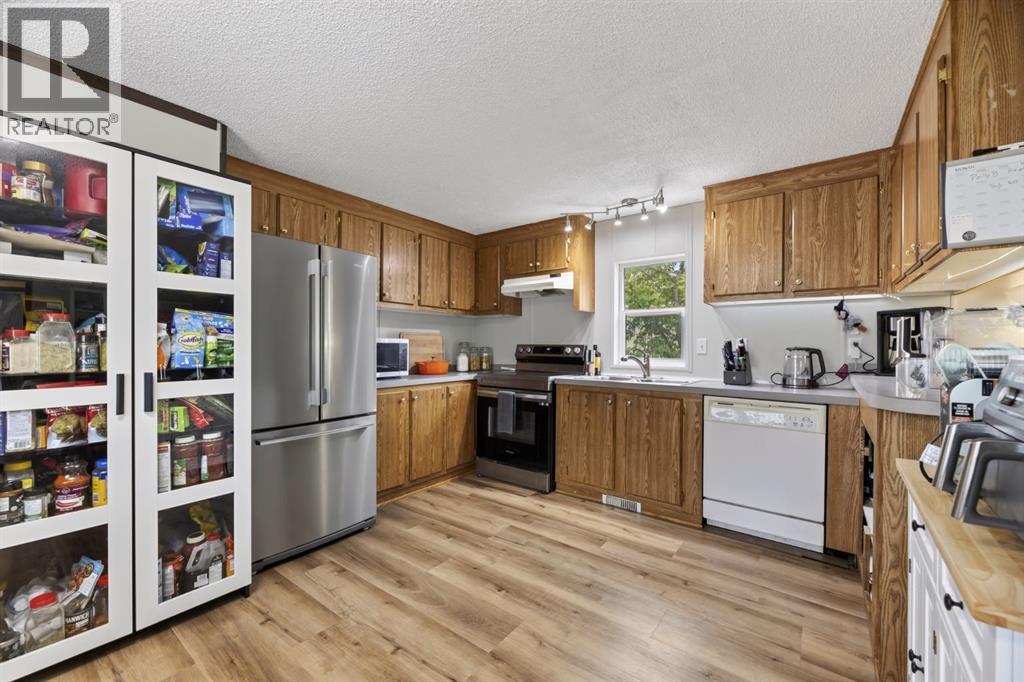 62 Highfield Close - 10