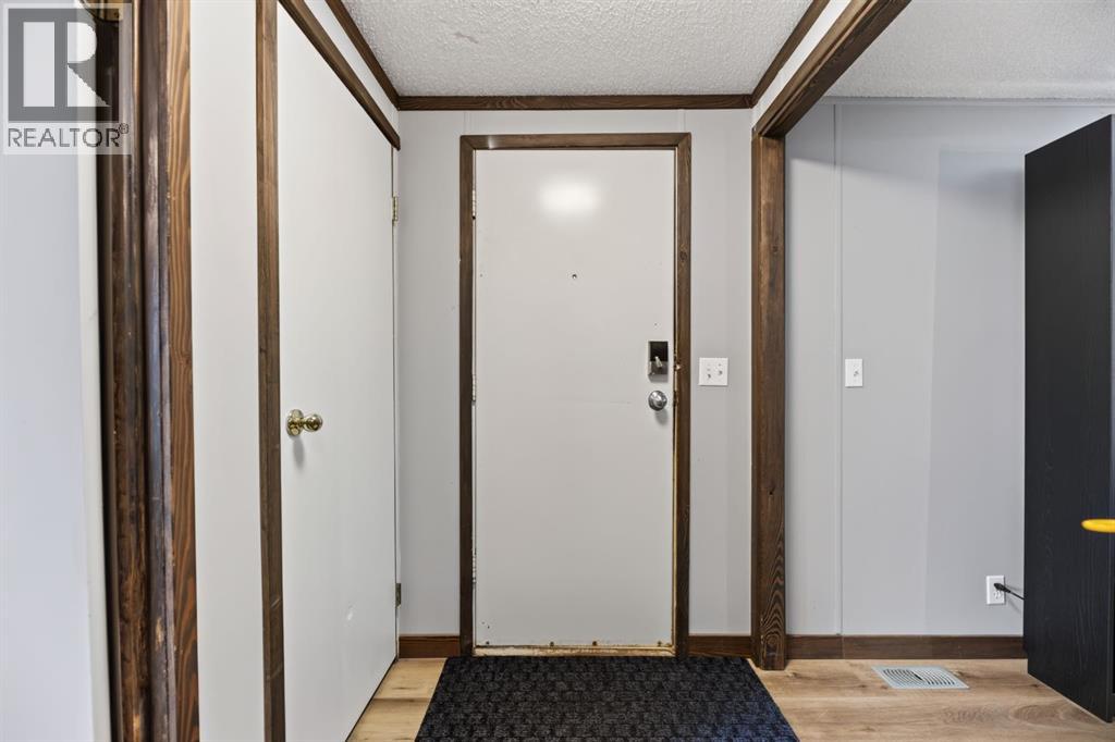 62 Highfield Close - 6