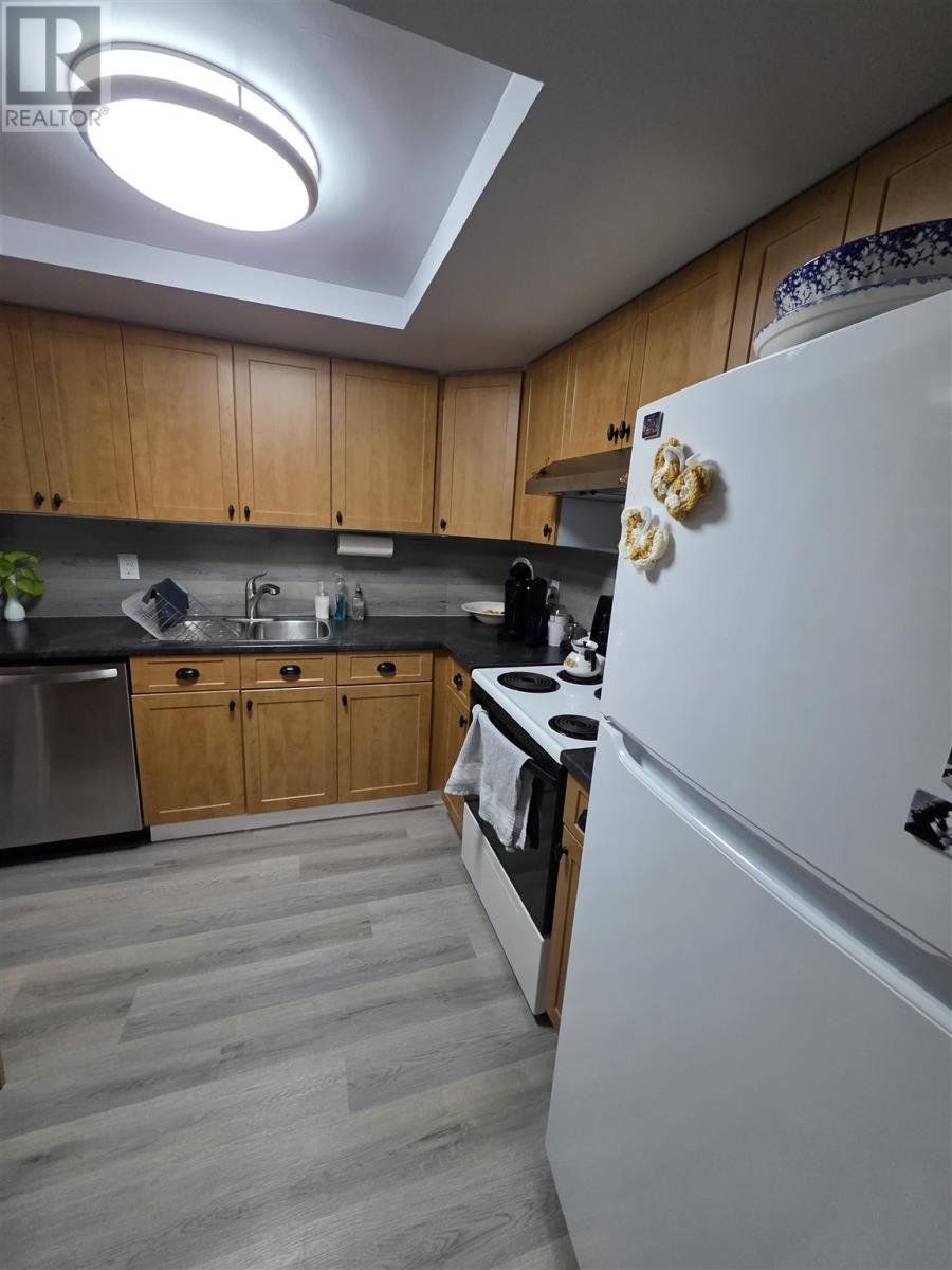 303 MacDonald AVE # 208 - 6
