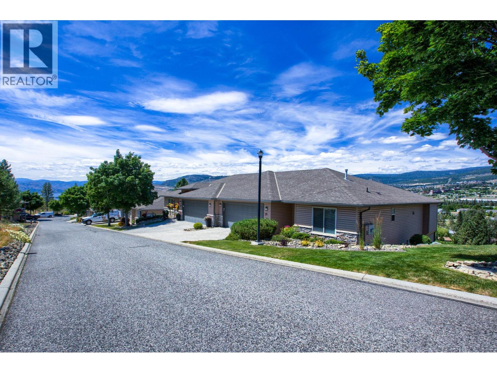 #29 3512 Ridge Boulevard - 53