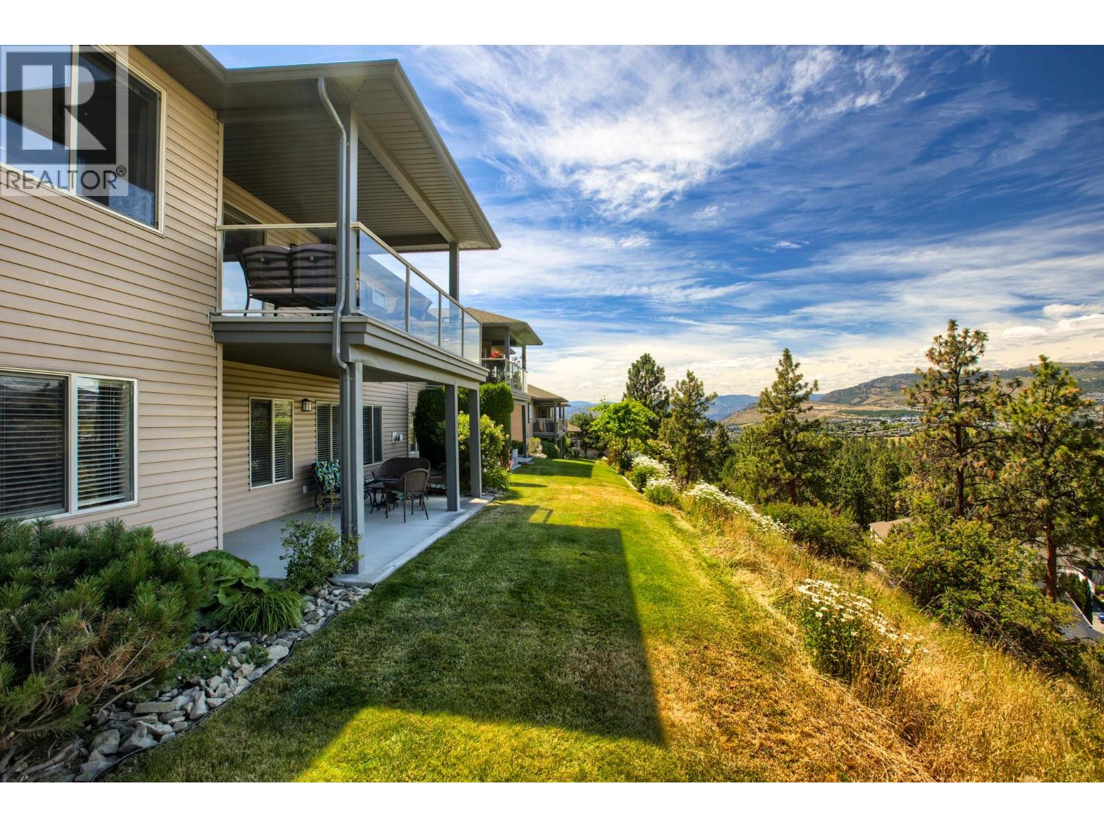 #29 3512 Ridge Boulevard - 41
