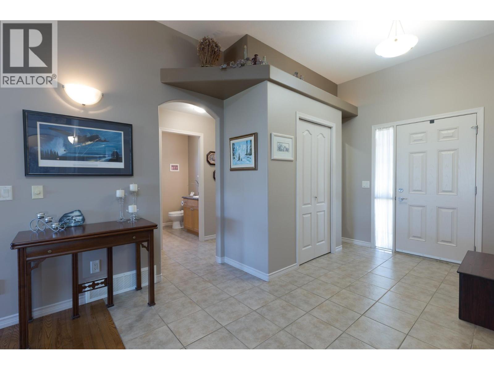 #29 3512 Ridge Boulevard - 6